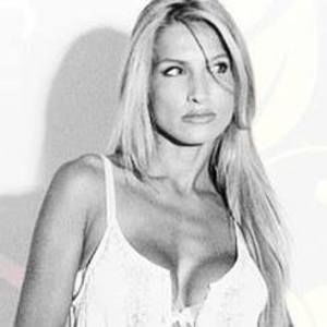 Meet your Posher, Milla